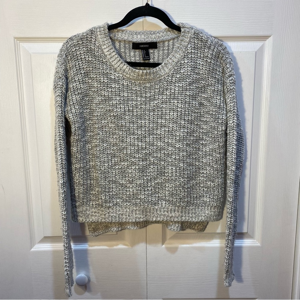 FOREVER 21 Women’s Knitted Slightly-Cropped Pullover Sweater - gray, size S